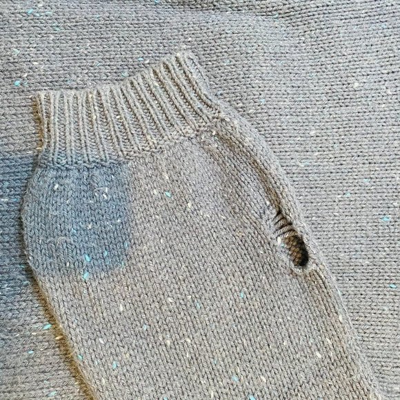 Wildfox Jingle Man Santa Ugly Distressed Sweater L - Picture 12 of 15